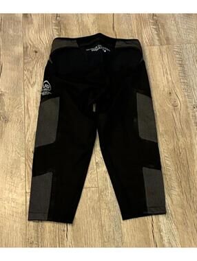 New w/Tags Women's Ultimate Direction Hydro 3/4 Tights Black Size XS